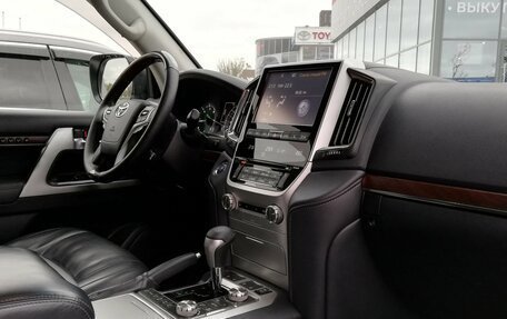 Toyota Land Cruiser 200, 2016 год, 6 139 000 рублей, 21 фотография