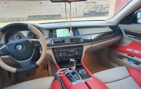 BMW 7 серия, 2011 год, 1 530 000 рублей, 12 фотография