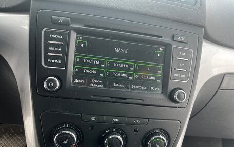 Skoda Yeti I рестайлинг, 2013 год, 980 000 рублей, 20 фотография