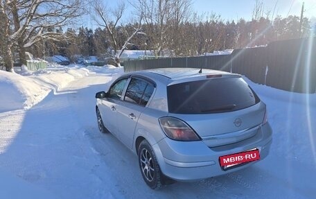 Opel Astra H, 2008 год, 390 000 рублей, 2 фотография