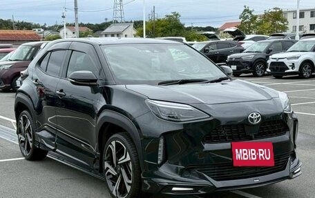 Toyota Yaris Cross, 2022 год, 1 657 000 рублей, 5 фотография