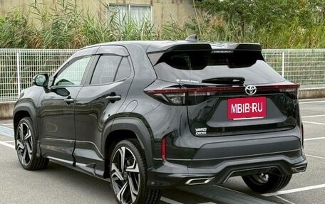 Toyota Yaris Cross, 2022 год, 1 657 000 рублей, 10 фотография