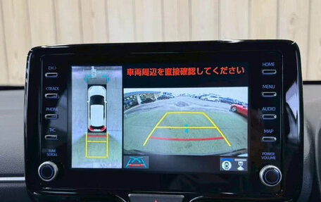 Toyota Yaris Cross, 2022 год, 1 657 000 рублей, 18 фотография