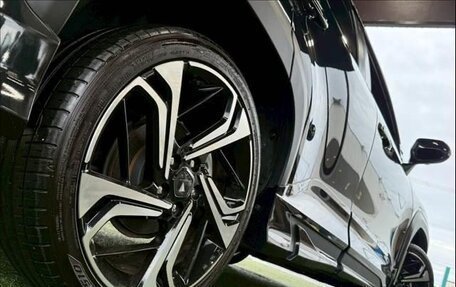 Toyota Yaris Cross, 2022 год, 1 657 000 рублей, 22 фотография