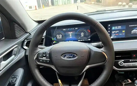 Ford Focus IV, 2022 год, 13 фотография