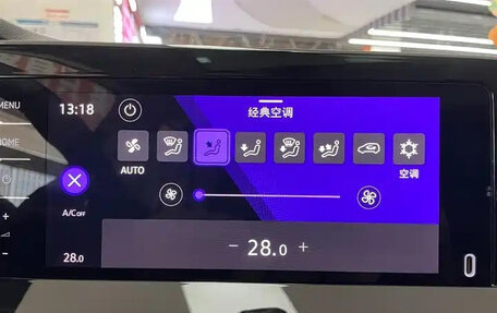 Volkswagen Golf VIII, 2021 год, 2 069 000 рублей, 11 фотография