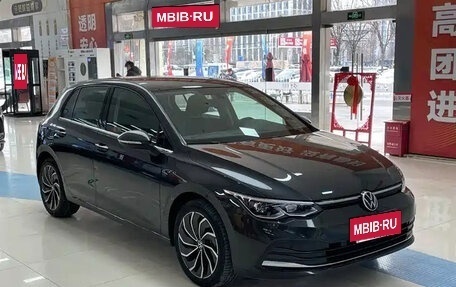 Volkswagen Golf VIII, 2021 год, 2 069 000 рублей, 7 фотография