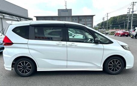 Honda Freed II, 2019 год, 1 065 000 рублей, 4 фотография