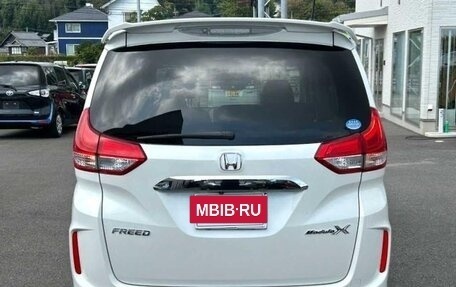 Honda Freed II, 2019 год, 1 065 000 рублей, 7 фотография