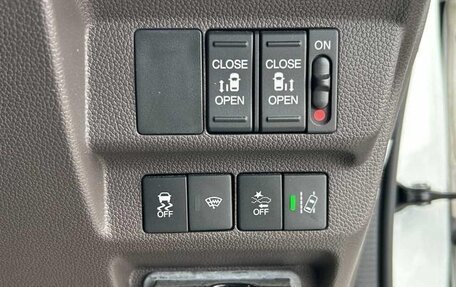 Honda Freed II, 2019 год, 1 065 000 рублей, 14 фотография