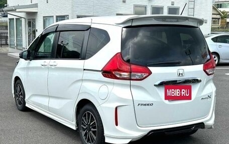 Honda Freed II, 2019 год, 1 065 000 рублей, 8 фотография