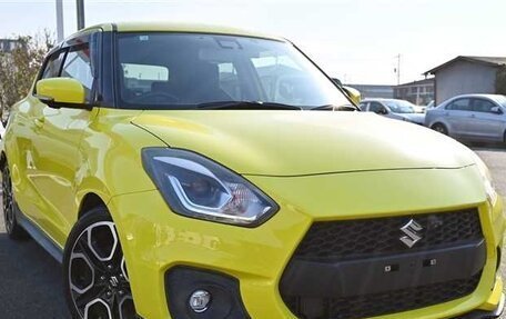 Suzuki Swift V, 2018 год, 1 380 000 рублей, 2 фотография