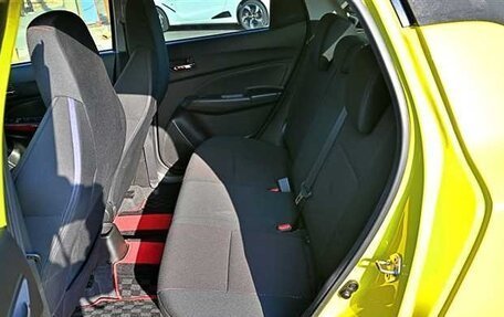 Suzuki Swift V, 2018 год, 1 380 000 рублей, 11 фотография