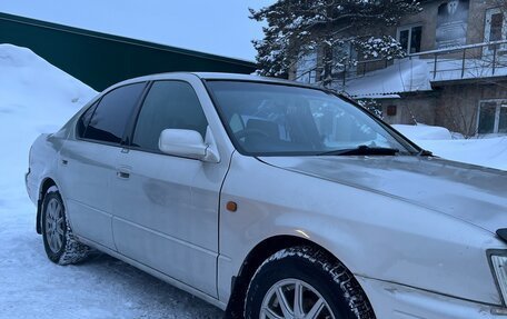 Toyota Vista, 1998 год, 380 000 рублей, 2 фотография