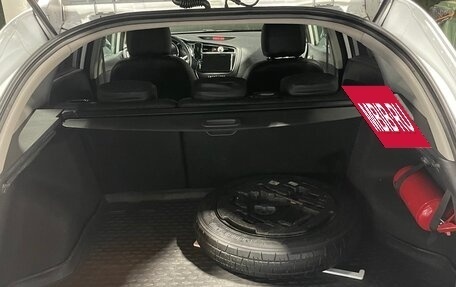 KIA cee'd III, 2018 год, 950 000 рублей, 14 фотография