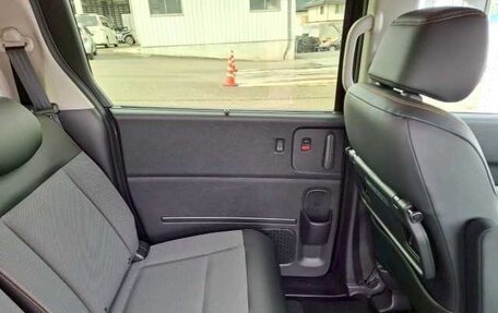 Honda Freed, 2025 год, 2 040 000 рублей, 10 фотография