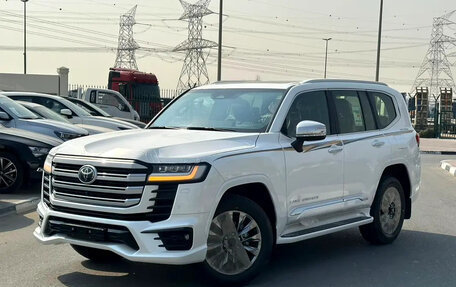 Toyota Land Cruiser, 2025 год, 14 370 133 рублей, 1 фотография