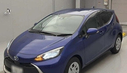 Toyota Aqua, 2023 год, 2 340 605 рублей, 1 фотография