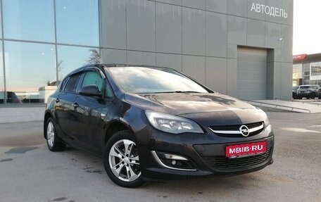 Opel Astra J, 2013 год, 883 000 рублей, 1 фотография