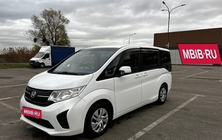 Honda Stepwgn IV, 2016 год, 1 540 000 рублей, 2 фотография