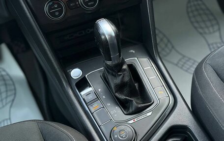 Volkswagen Tiguan II, 2018 год, 2 650 000 рублей, 22 фотография