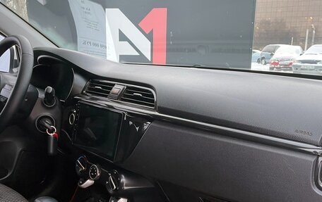 KIA Rio IV, 2018 год, 1 049 888 рублей, 11 фотография