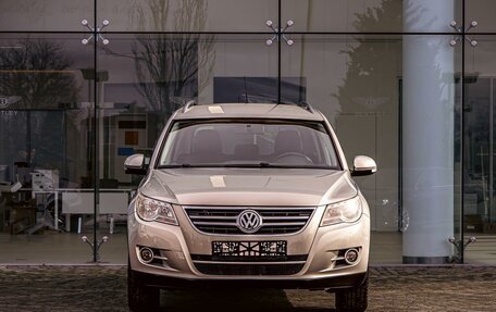 Volkswagen Tiguan I, 2010 год, 995 000 рублей, 2 фотография