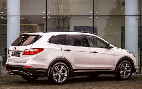 Hyundai Santa Fe III рестайлинг, 2015 год, 1 695 000 рублей, 6 фотография