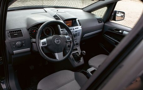 Opel Zafira B, 2013 год, 795 000 рублей, 13 фотография