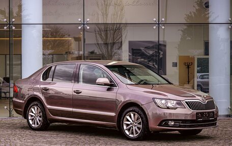 Skoda Superb III рестайлинг, 2014 год, 1 255 000 рублей, 3 фотография