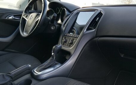 Opel Astra J, 2013 год, 883 000 рублей, 21 фотография