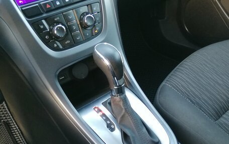 Opel Astra J, 2013 год, 883 000 рублей, 24 фотография