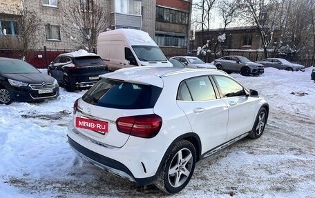 Mercedes-Benz GLA, 2019 год, 2 600 000 рублей, 4 фотография