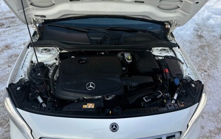 Mercedes-Benz GLA, 2019 год, 2 600 000 рублей, 18 фотография