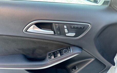 Mercedes-Benz GLA, 2019 год, 2 600 000 рублей, 9 фотография