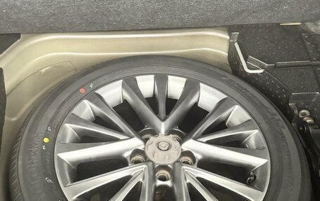 Toyota Camry, 2015 год, 1 950 000 рублей, 9 фотография