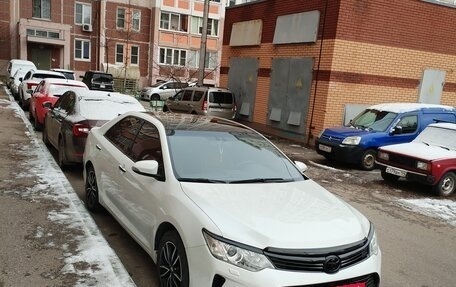 Toyota Camry, 2017 год, 2 200 000 рублей, 3 фотография