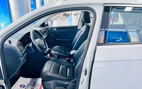 Volkswagen T-Roc I, 2021 год, 1 319 000 рублей, 15 фотография