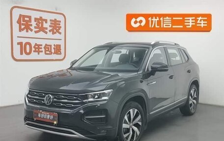 Volkswagen Tharu, 2023 год, 1 999 000 рублей, 2 фотография