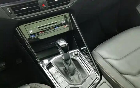 Volkswagen Tharu, 2023 год, 1 999 000 рублей, 12 фотография