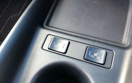 Toyota Prius IV XW50, 2022 год, 1 789 000 рублей, 16 фотография