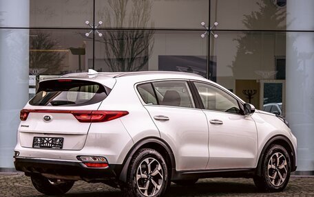 KIA Sportage IV рестайлинг, 2019 год, 2 095 000 рублей, 6 фотография