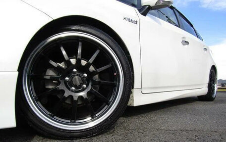 Toyota Prius, 2015 год, 1 223 000 рублей, 13 фотография