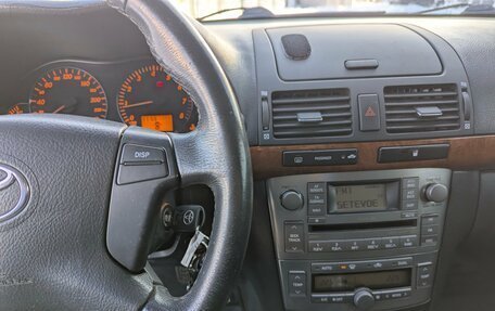 Toyota Avensis III рестайлинг, 2007 год, 795 000 рублей, 18 фотография