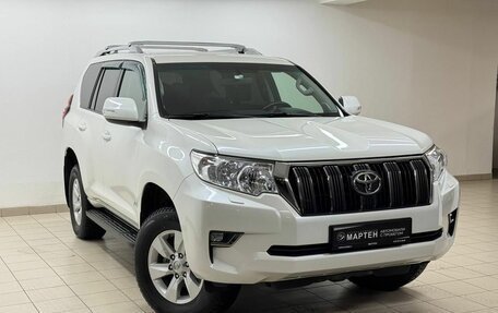 Toyota Land Cruiser Prado 150 рестайлинг 2, 2020 год, 5 600 000 рублей, 3 фотография
