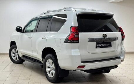 Toyota Land Cruiser Prado 150 рестайлинг 2, 2020 год, 5 600 000 рублей, 4 фотография