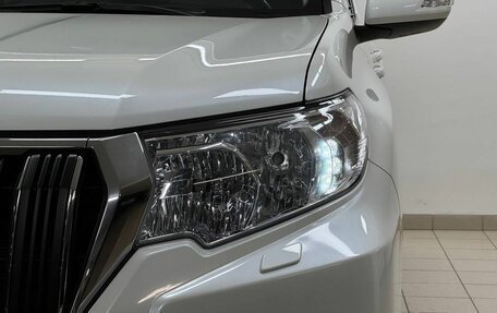 Toyota Land Cruiser Prado 150 рестайлинг 2, 2020 год, 5 600 000 рублей, 8 фотография