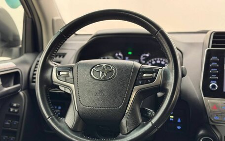 Toyota Land Cruiser Prado 150 рестайлинг 2, 2020 год, 5 600 000 рублей, 17 фотография