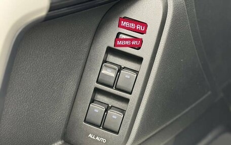 Toyota Land Cruiser Prado 150 рестайлинг 2, 2020 год, 5 600 000 рублей, 15 фотография