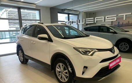 Toyota RAV4, 2018 год, 2 710 000 рублей, 3 фотография